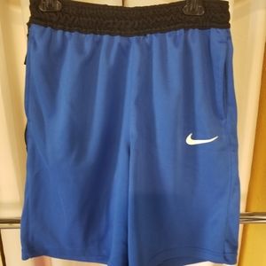 Nike basketball shorts (blue)